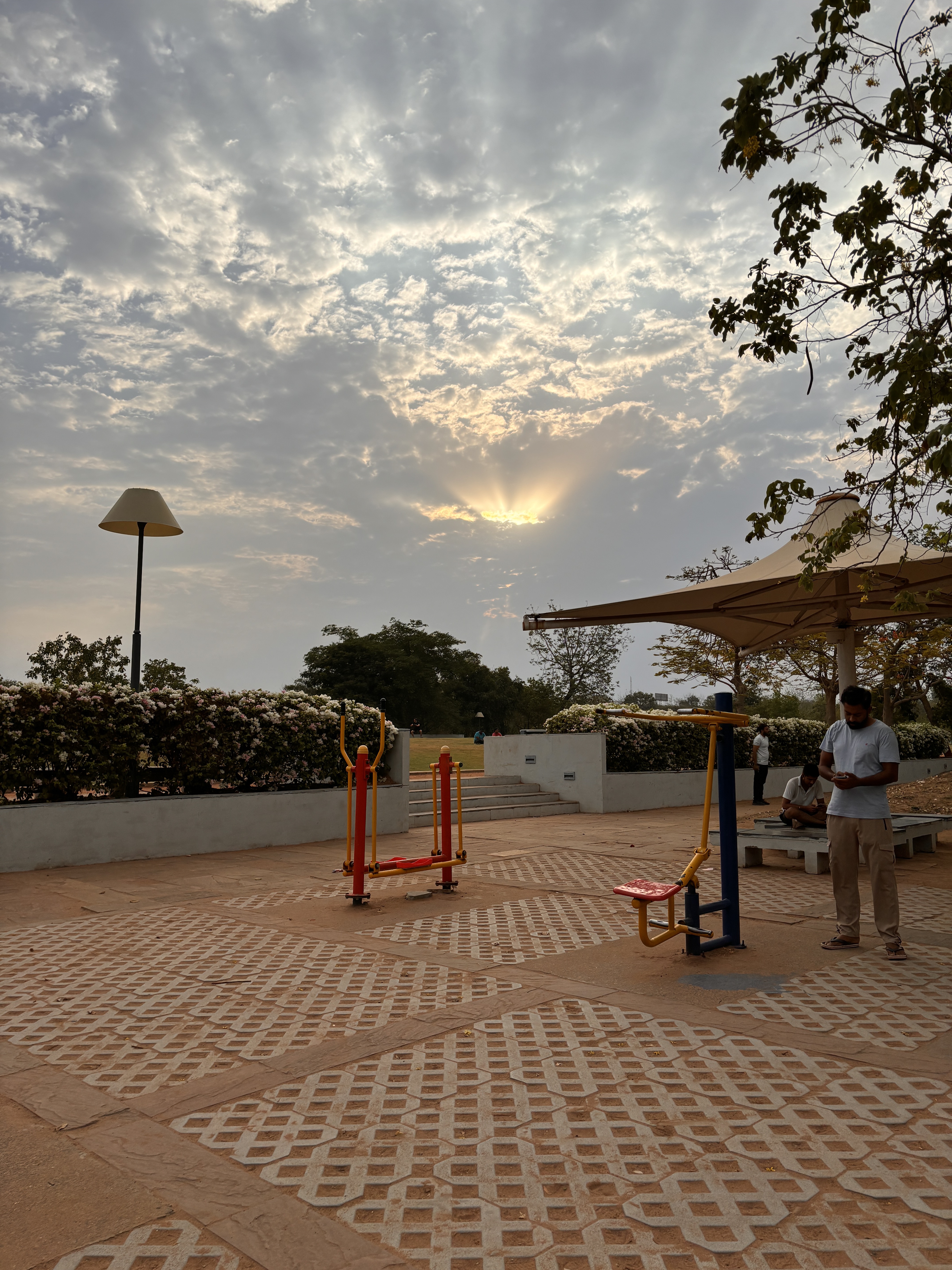 Sargasan, Gandhinagar to Sargasan, Gandhinagar
