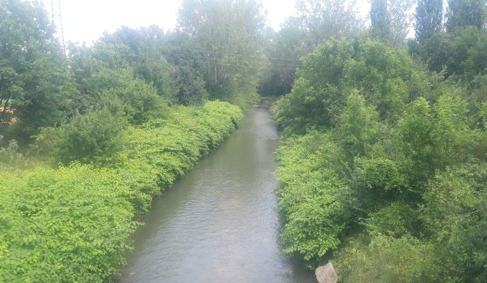 Foto 2 de la ruta de Bikemap "Von Schwechat Au zu Triesting Au und retour ueber Moedling Bach"