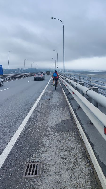 От 2-я Линейная 19, Владивосток до 2-я Линейная 19, Владивосток