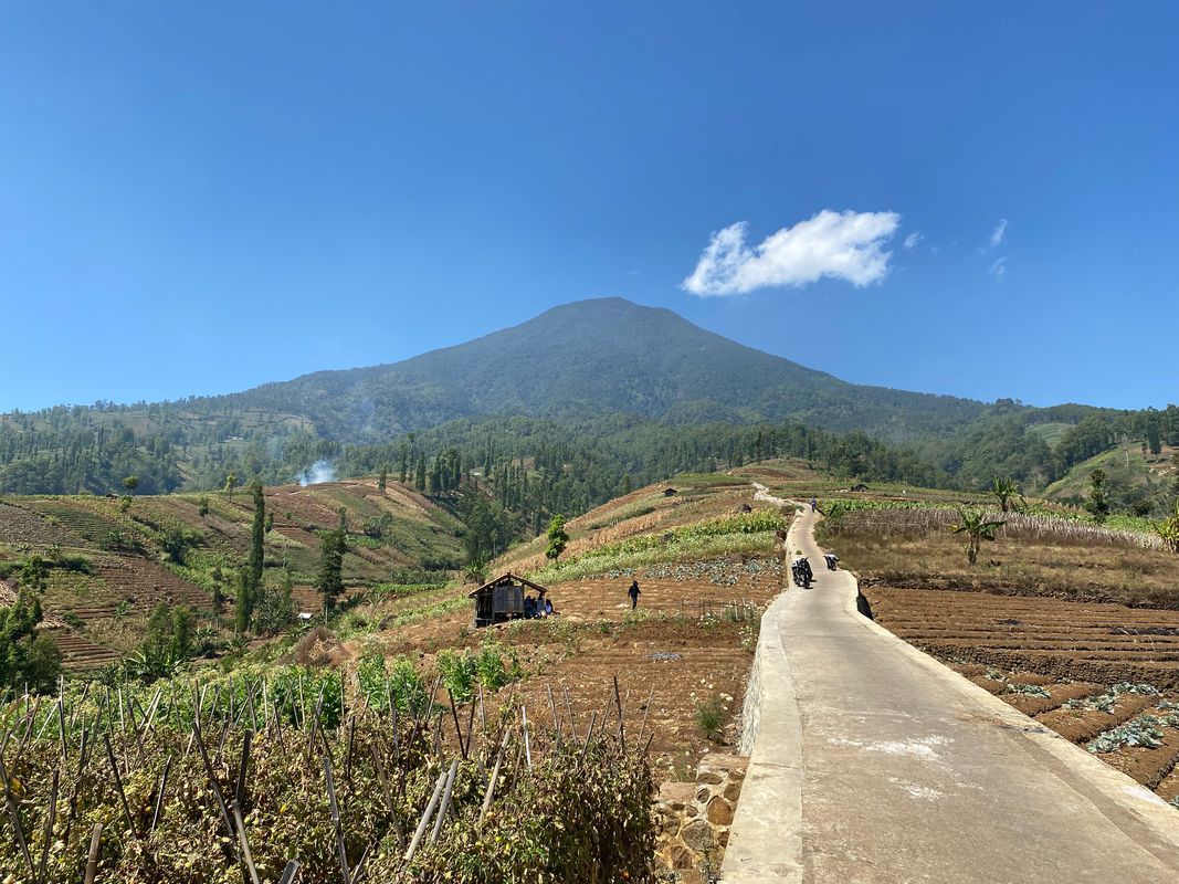 Mekarjaya, Bayongbong – Terasering Barugantung