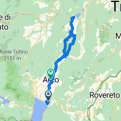 Da Via Strada Piccola 54, Nago-Torbole a Piazza III Novembre 5, Arco