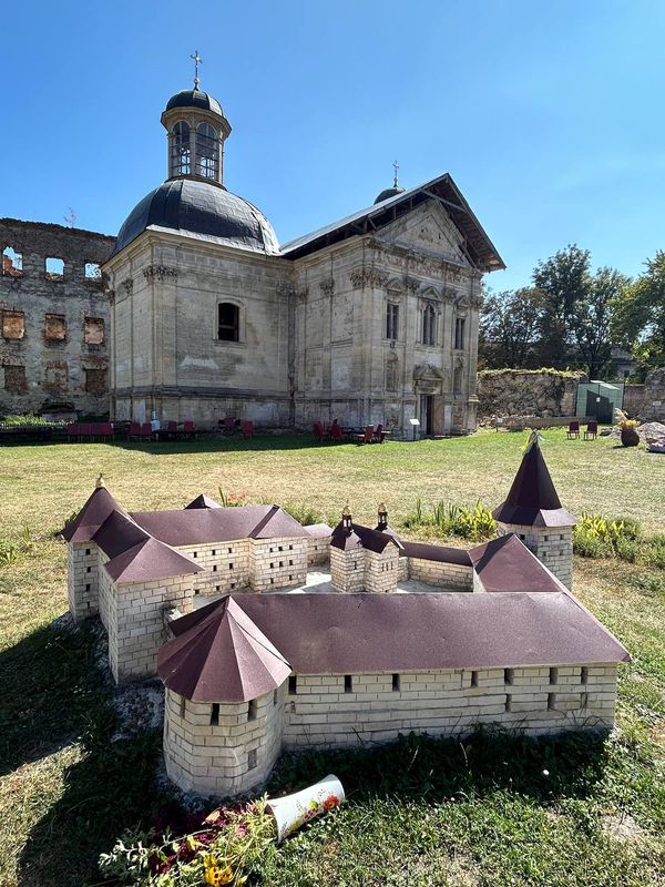 Черче -  Ходорів - Рогатин - Бережани - Зборів