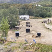 Kirkenes, Stadtrundfahrt mit dem Ende am Snowhotel