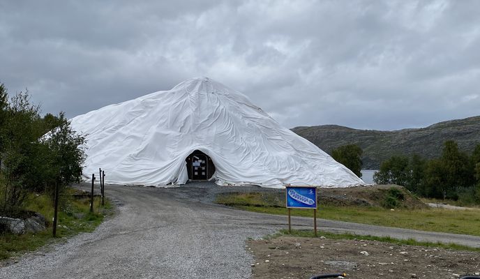 Photo 2 of the Bikemap route "Kirkenes, Stadtrundfahrt mit dem Ende am Snowhotel"