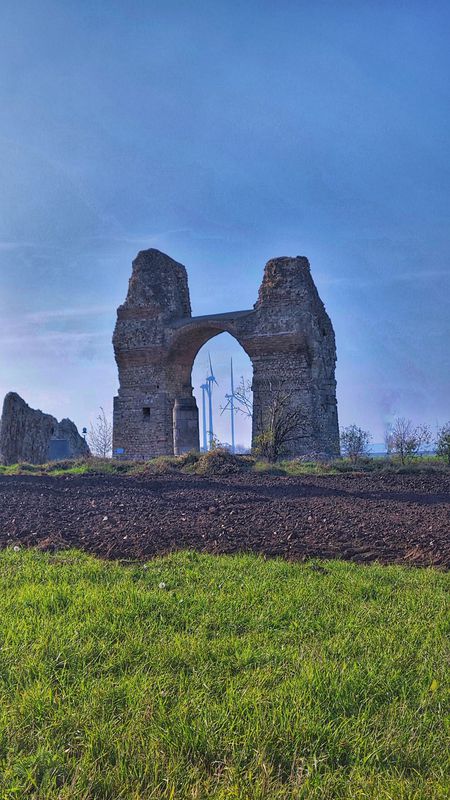 Runde Hainburg an der Donau/Bahnhof über Haslau