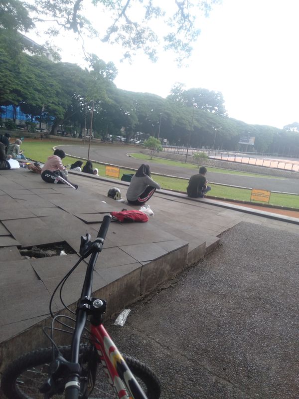 3PPF+22C, Kecamatan Cibiru to Jalan Cilengkrang II No.77, Kecamatan Ujung Berung