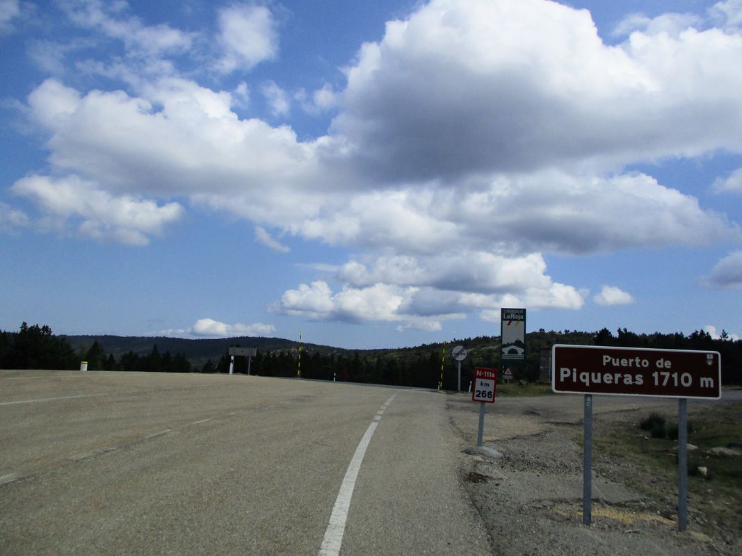 PUERTO DE PIQUERAS (por Villoslada de los Cameros/ La Póveda de Soria)