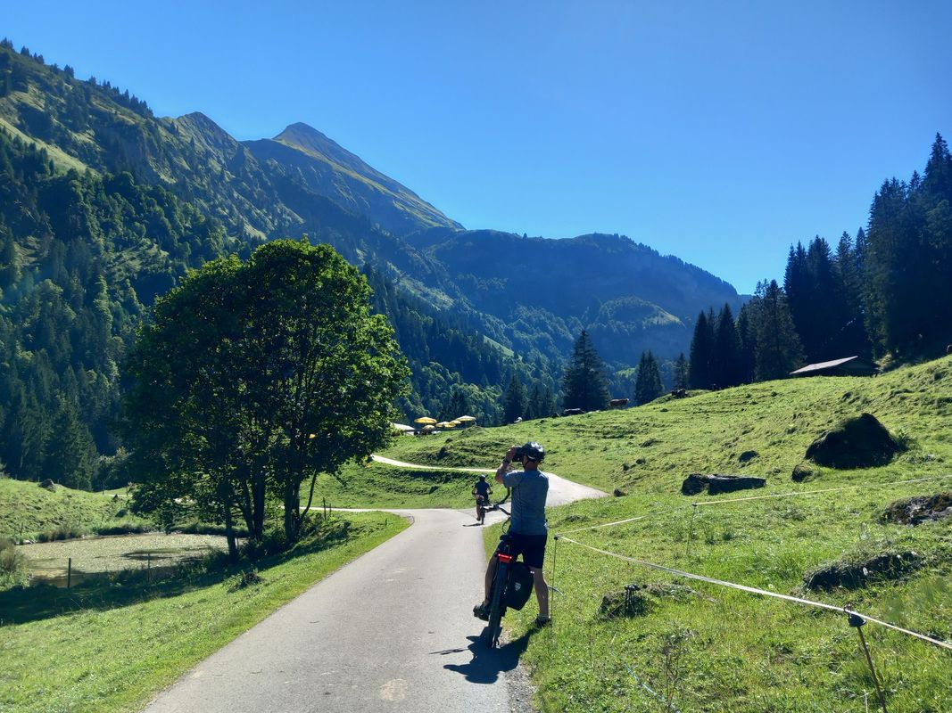 Fischen im Allgäu,Oberstdorf,Heini-Klopfer-Skiflugschanze,Schwarze Hütte &amp; zurück über Fischen