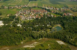 Punto saliente 1 lungo il percorso Bikemap "Šmarca - Varpolje" Punto saliente 1 lungo il percorso Bikemap "Šmarca - Varpolje"