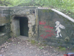Hebe Bild 7 entlang der Bikemap-Route "na bunkry" hervor