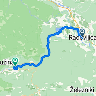 Gorenjska cesta naar Bitnje