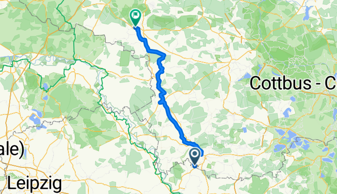 Kurze Straße nach Bahnhof