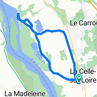 Place de l'Église, La Celle-sur-Loire à Place de l'Église, La Celle-sur-Loire