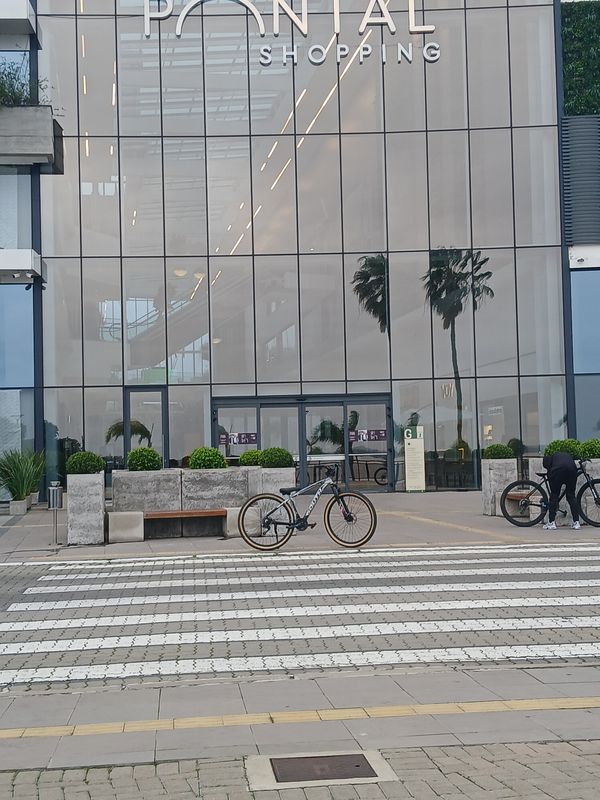 De Rua Quatro a Rua Regina José Silveira