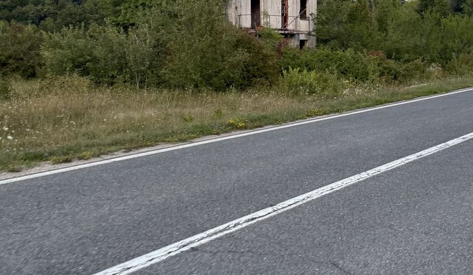 Photo 2 de l’itinéraire Bikemap « Ličko Lešće to Vrila Mudrosti, Sveti Rok »