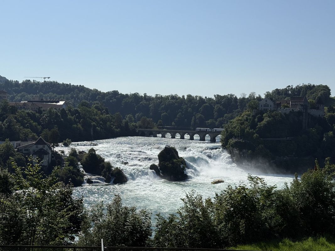 Bahnhofstrasse, Schaffhausen to Nohlstrasse, Neuhausen am Rheinfall
