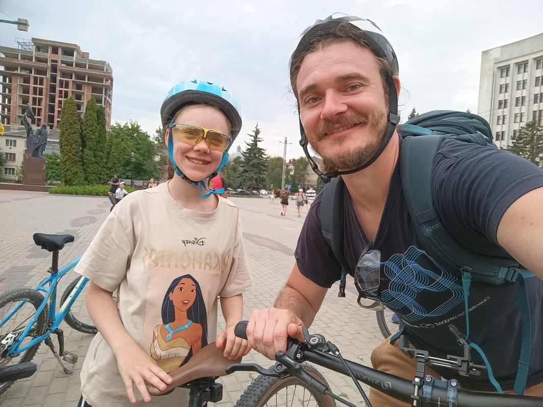 вул. Крушельницької to вулиця Тролейбусна 15а