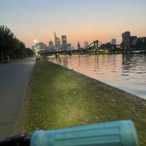 Mainstraße, Offenbach am Main nach Lyoner Straße, Frankfurt am Main
