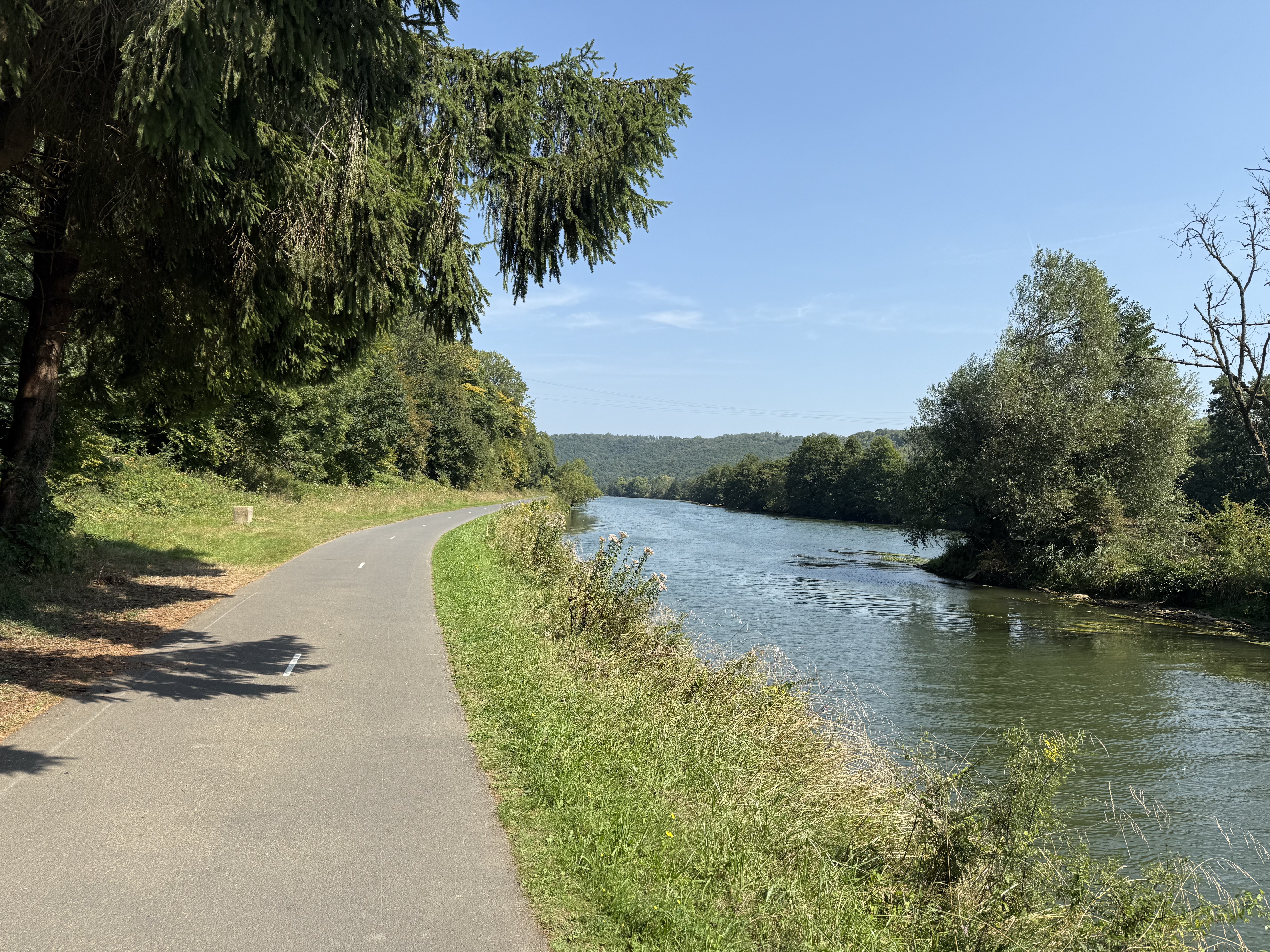 Sedan nach Givet