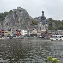Givet nach Namur
