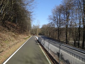 Hebe Bild 1 entlang der Bikemap-Route "Bergischer Panorama-Radweg" hervor