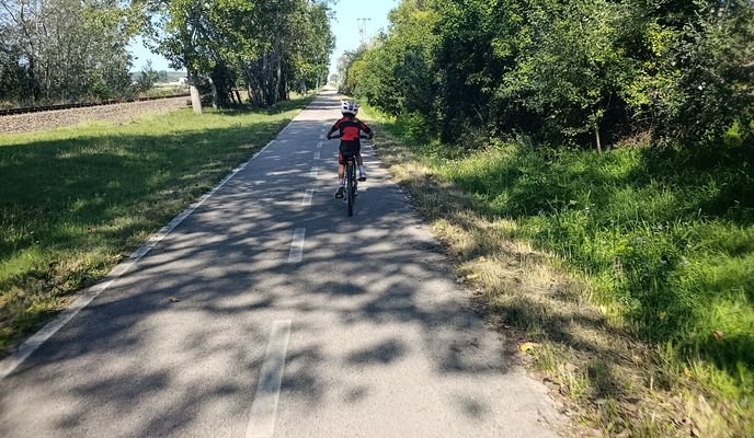 Foto 2 der Bikemap-Route "Kossuth Lajos utca - 44b"