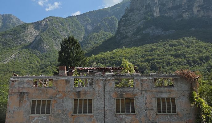 Foto 1 del percorso Bikemap "Lago di Cavazzo, Tolmezzo,Amaro, Venzone, Trazaghis, Lago di cavazzo"