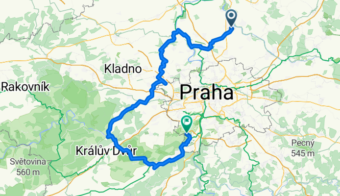 Přes Okoř a Řevnice