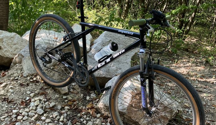 Photo 1 de l’itinéraire Bikemap « Kálvária sétány, Nagykovácsi - Liliom utca, Pilisjászfalu »