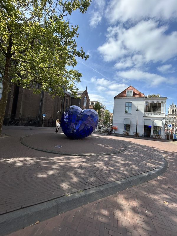 Grotemarkt, Róterdam a Gevers Deynootweg, La Haya