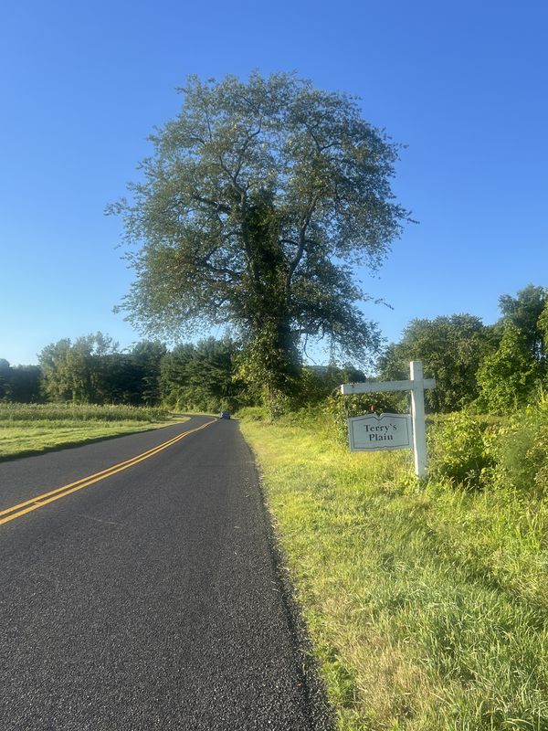 Grant Estate Dr, West Simsbury to Grant Estate Dr, West Simsbury