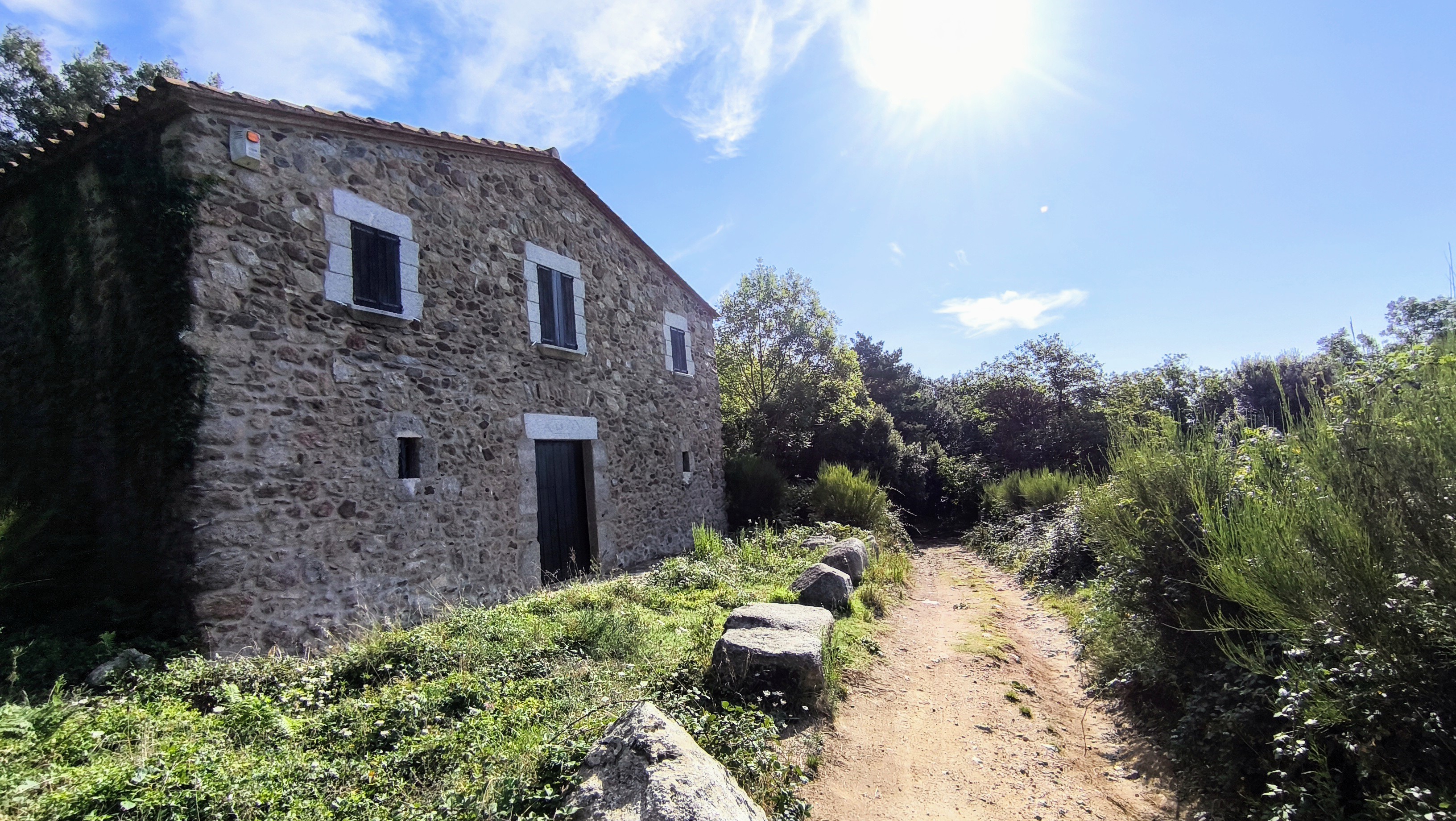 17 Maçanet-de-Cabrenys SANTUARI-DE-LES-SALINES Colls de les Cordes, Gàbia, Lli La-Vajol Sant-Esteve-del-Llop La-Central