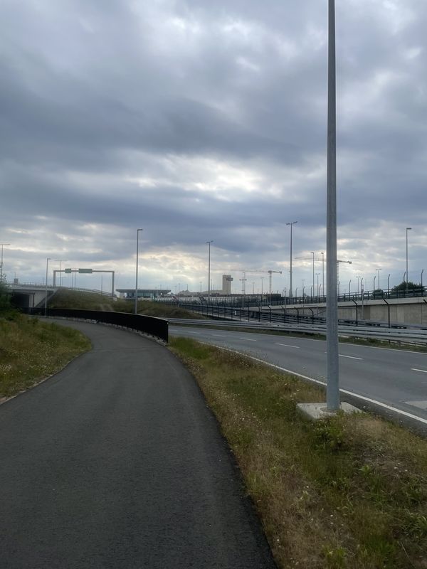 Lyoner Straße, Frankfurt am Main nach Farmstraße, Mörfelden-Walldorf