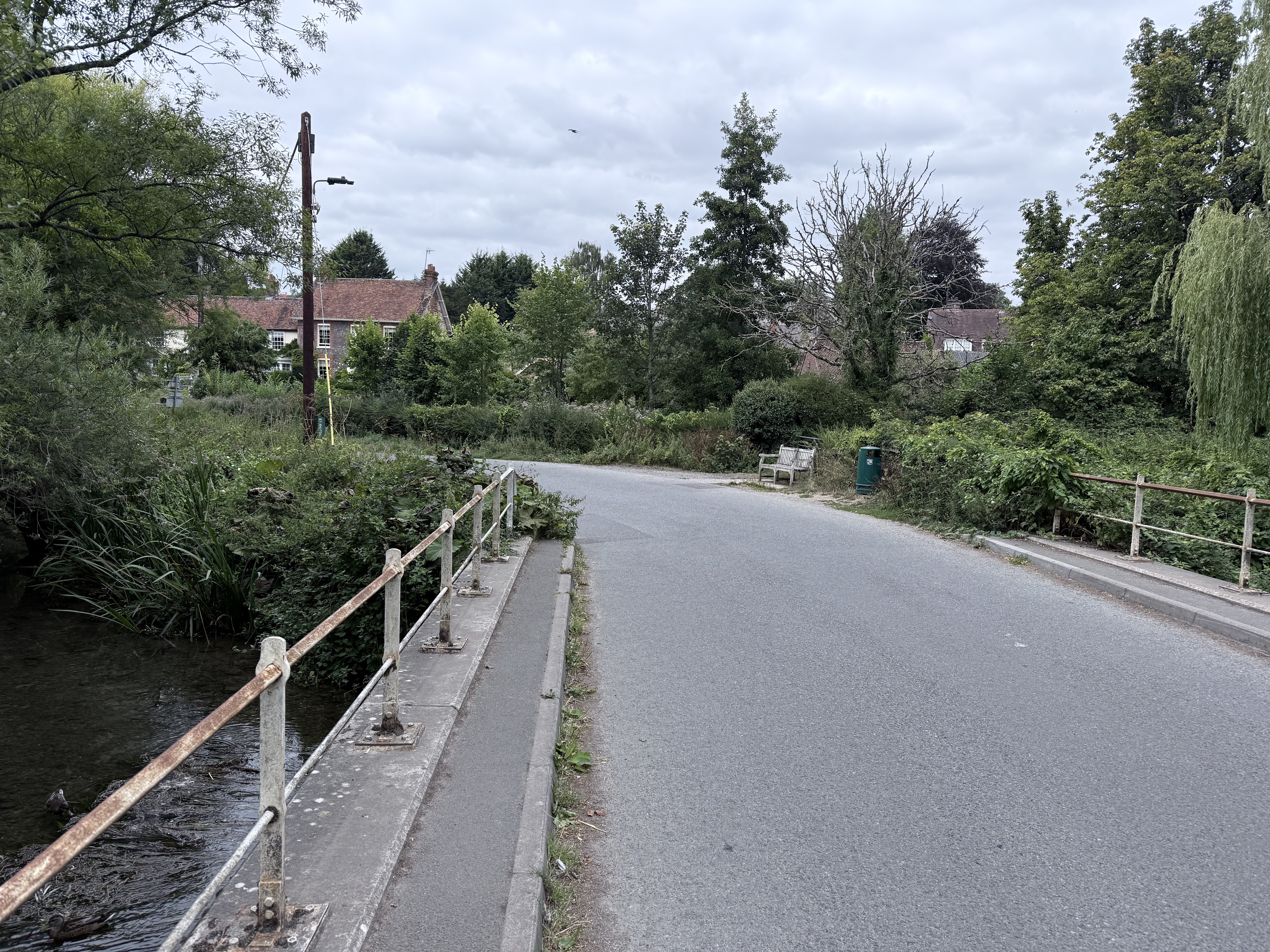 Grand Avenue, Marlborough to Sedgebrook, Swindon