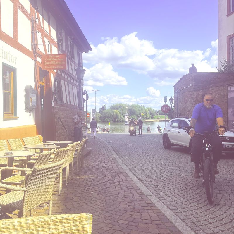Walther-von-Cronberg-Platz, Frankfurt am Main nach Große Maingasse, Seligenstadt