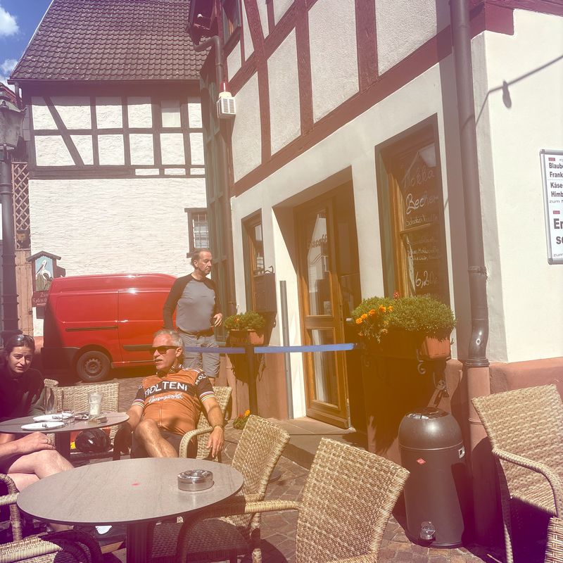 Walther-von-Cronberg-Platz, Frankfurt am Main nach Große Maingasse, Seligenstadt