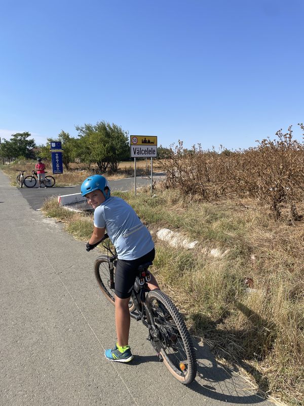 Strada Primăverii, Comana to Strada Unirii, Comana