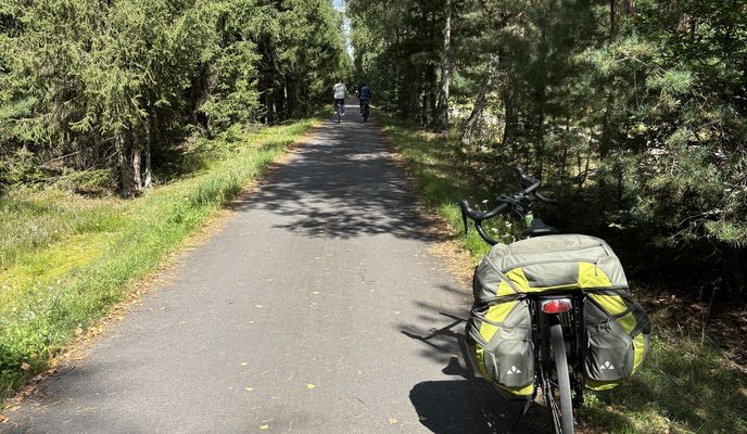 Photo 1 of the Bikemap route "Friedrich-Engels-Straße, Neuruppin nach Fritz-Reuter-Straße, Rechlin" Photo 1 of the Bikemap route "Friedrich-Engels-Straße, Neuruppin nach Fritz-Reuter-Straße, Rechlin"