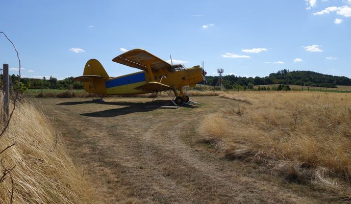 Photo 1 of the Bikemap route "Letiště Točná a Štěchovice"