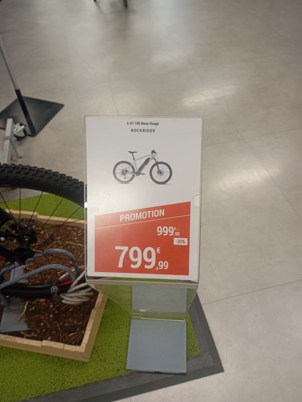 Tour du Mont BORON par la moyenne corniche