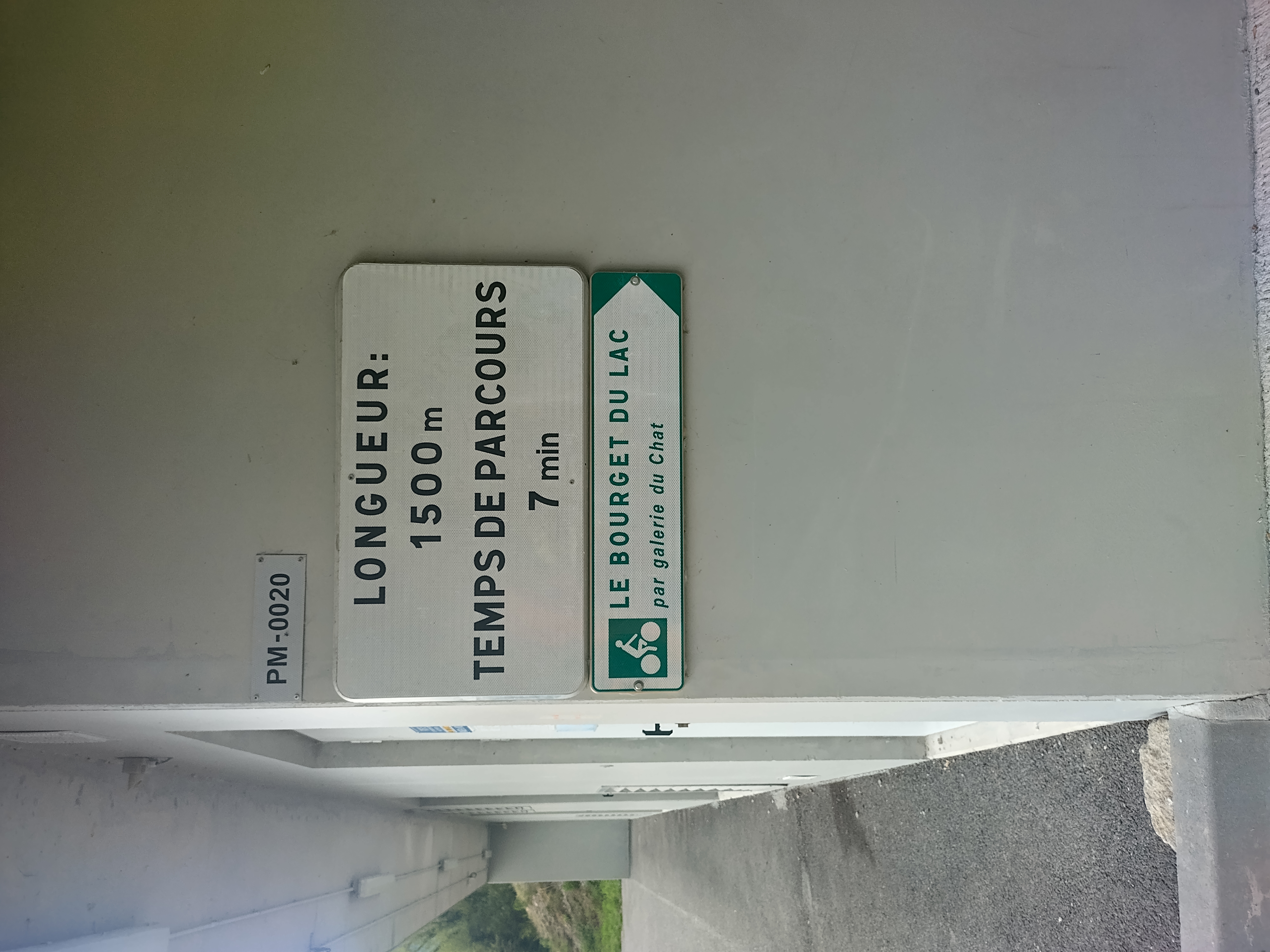 De Rue des Moulins à Chemin du Pailleret