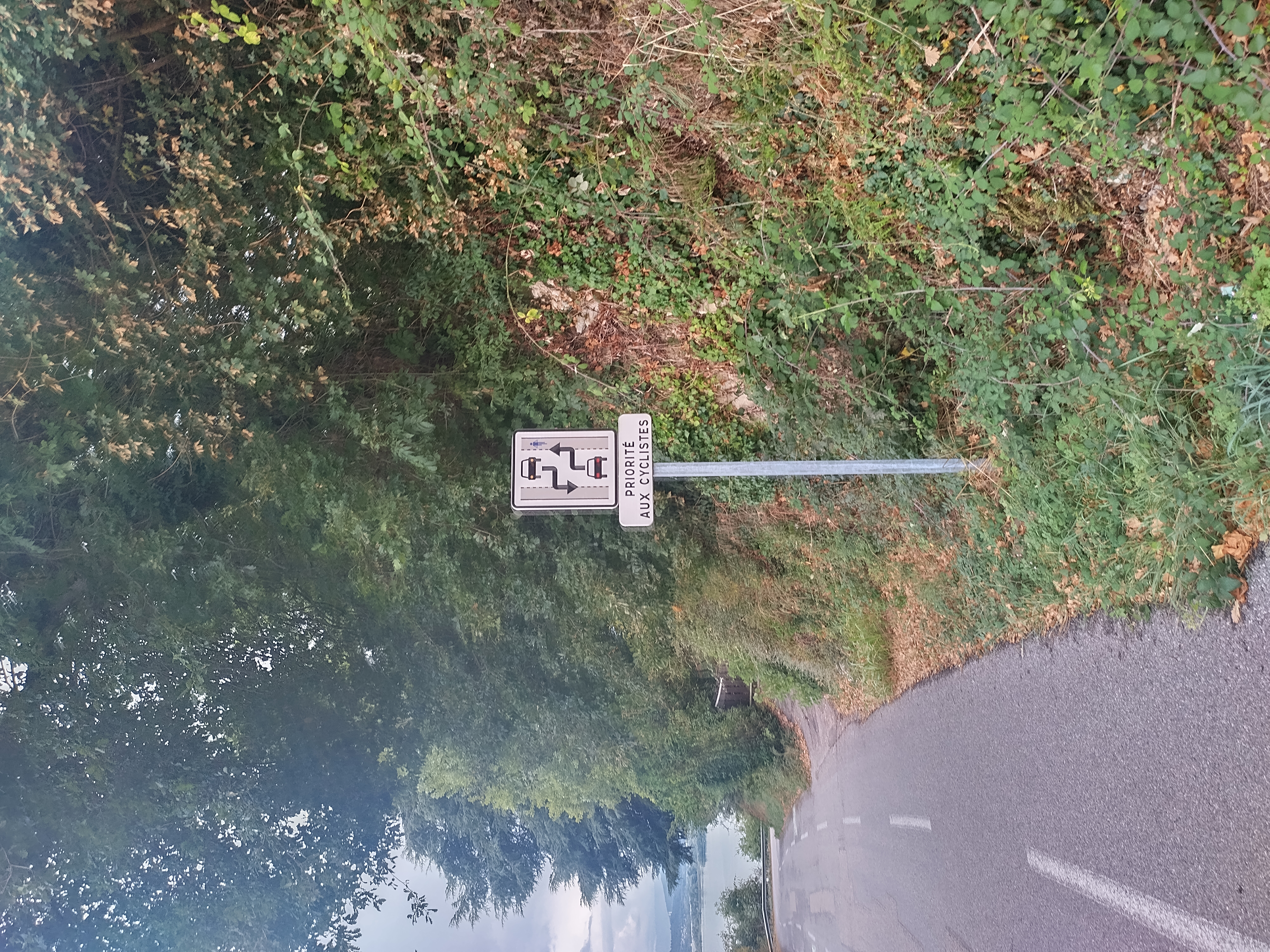 De Rue des Moulins à Chemin du Pailleret