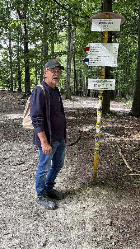 48.505, 17.318 až 48.506, 17.316