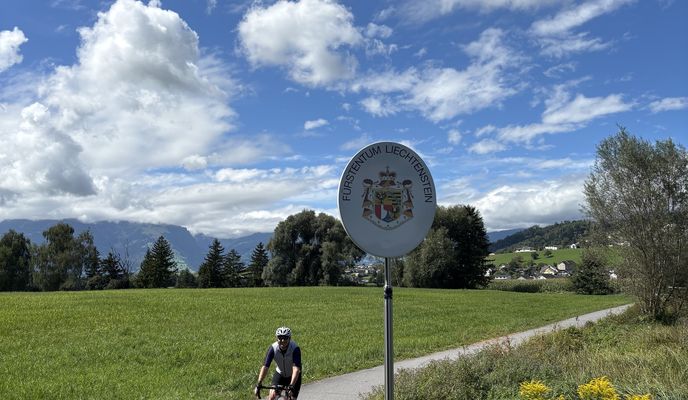 Foto 2 del percorso Bikemap "Leonhardsplatz, Feldkirch nach Rheindamm, Gemeinde Gamprin"