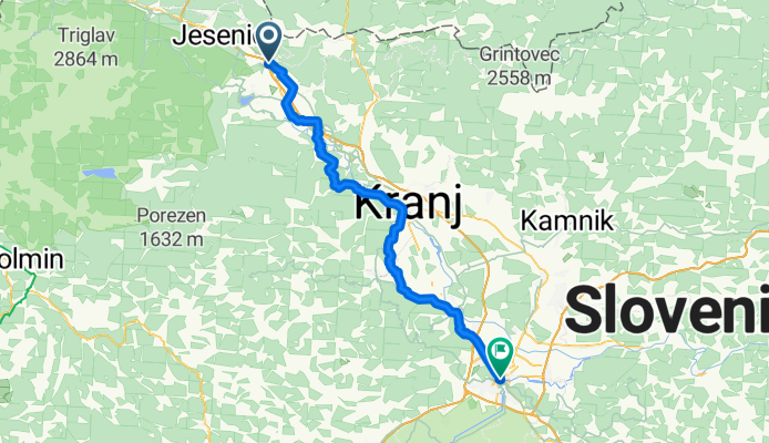 Moste/Žirov.bloki naar Adamič-Lundrovo nabrežje