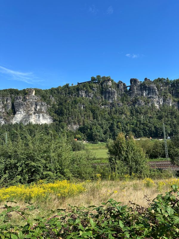 Krippen Hotel Erbgericht und zurück