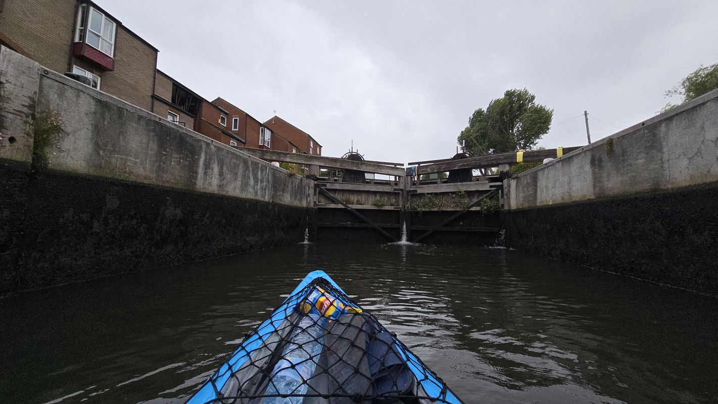 Thames Path to Lakeside