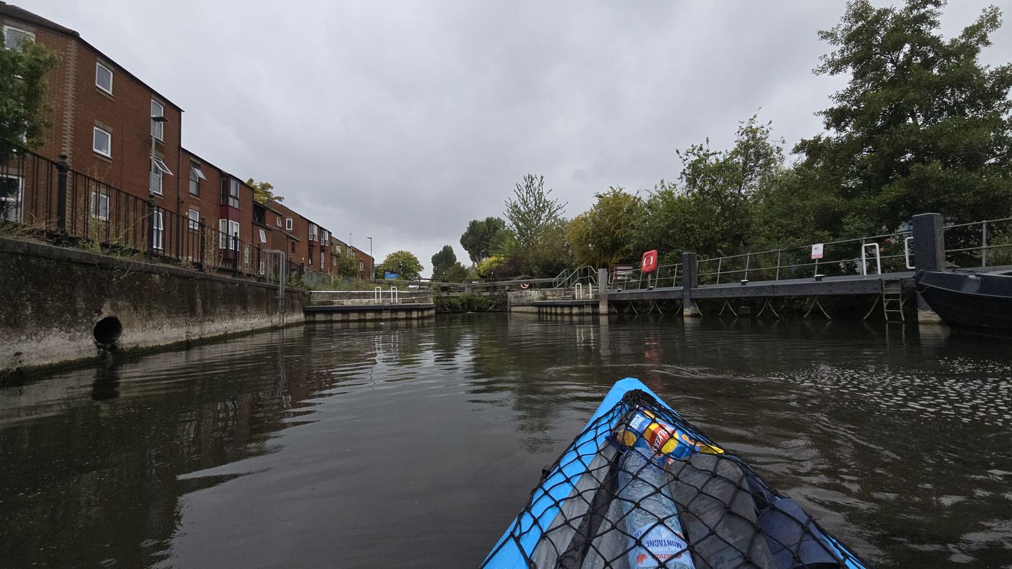 Thames Path to Lakeside
