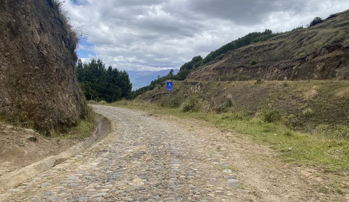 Foto 2 del percorso Bikemap "Río de Janeiro, Riobamba to San Luis to Colta Lake to Río de Janeiro, Riobamba"