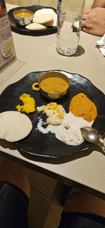 От Pravasi Bharatiya Kendra до Doctor Jose P Rizal Marg